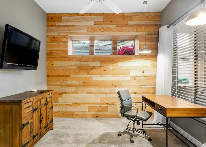 Arrowhead Oasis Holiday home *